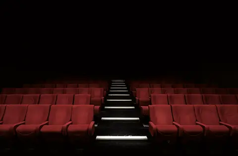 HOUSE FULL